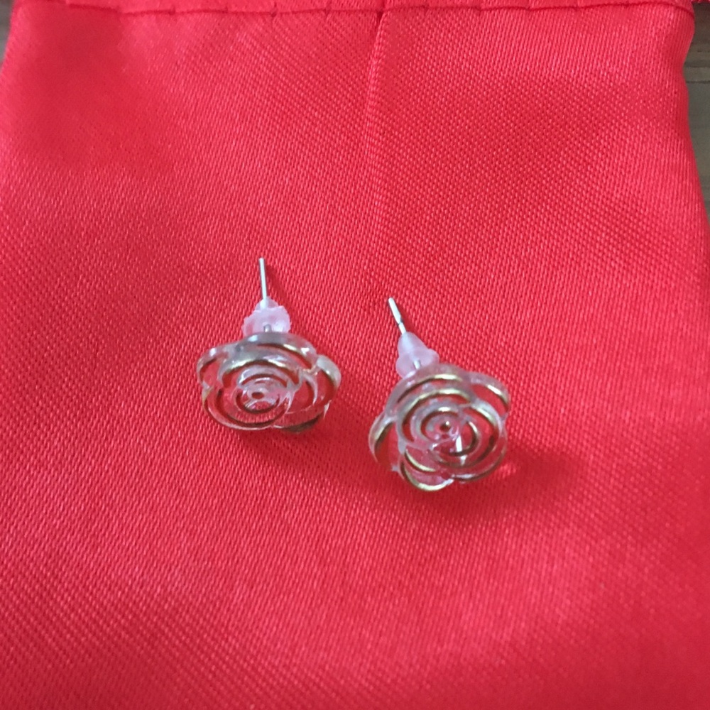 Rose Earings - Picture 3 of 3